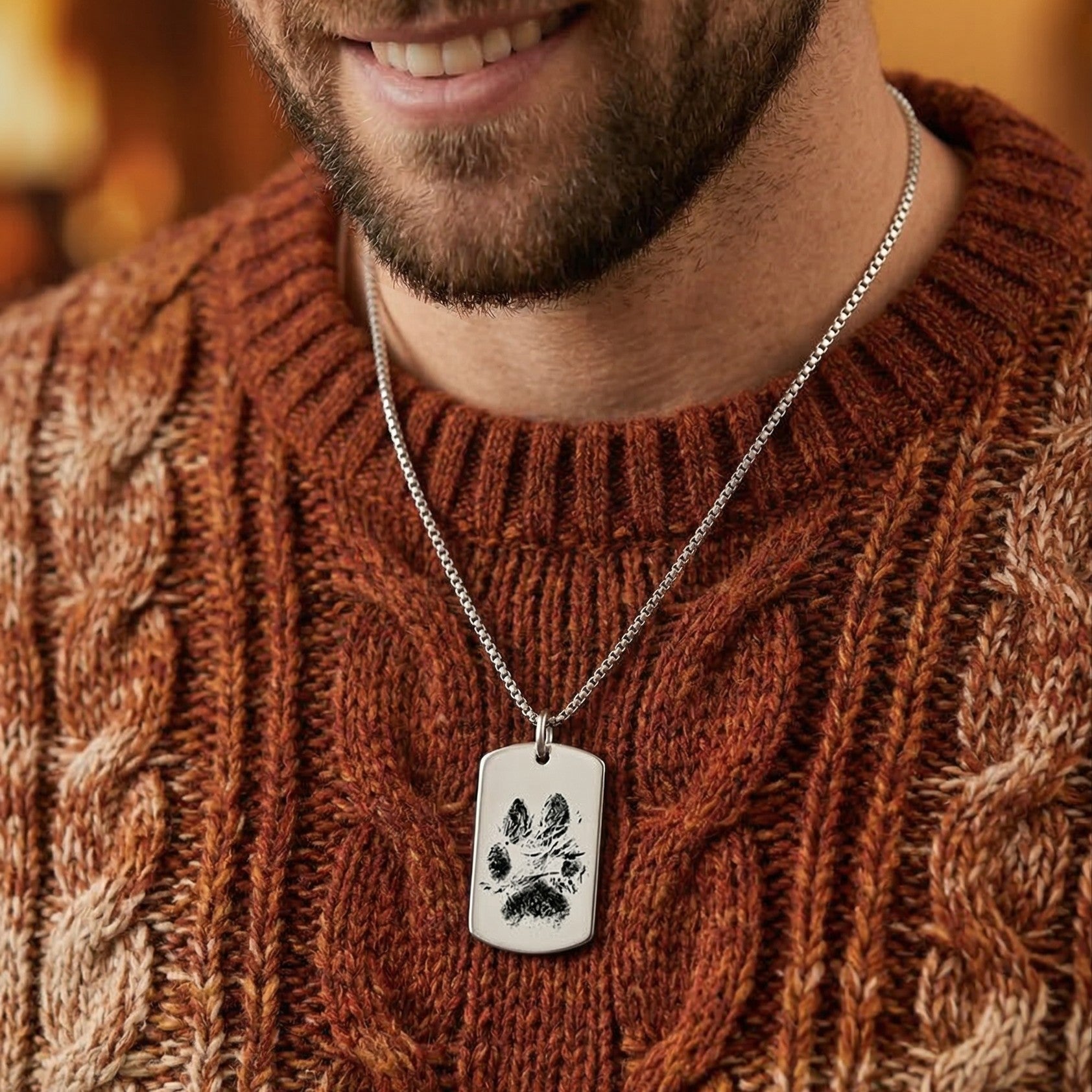 dogtag.sweater.crop.face.jpg__PID:29b96919-14c6-4837-ac56-c32f33c323ef